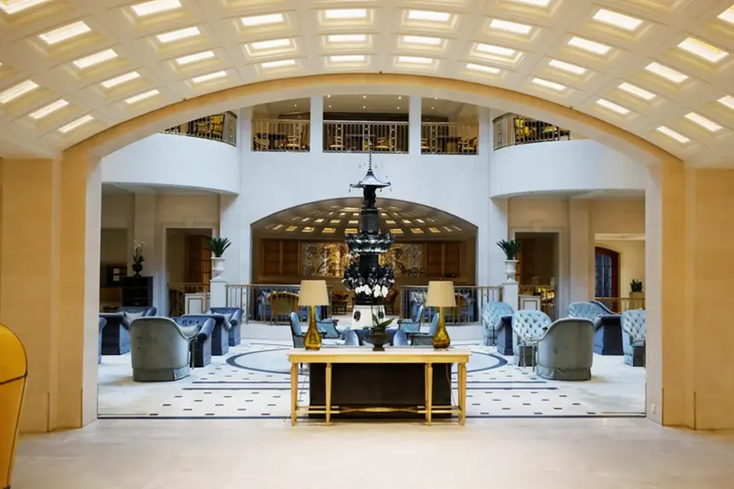 Adlon Lobby lounge Berlin