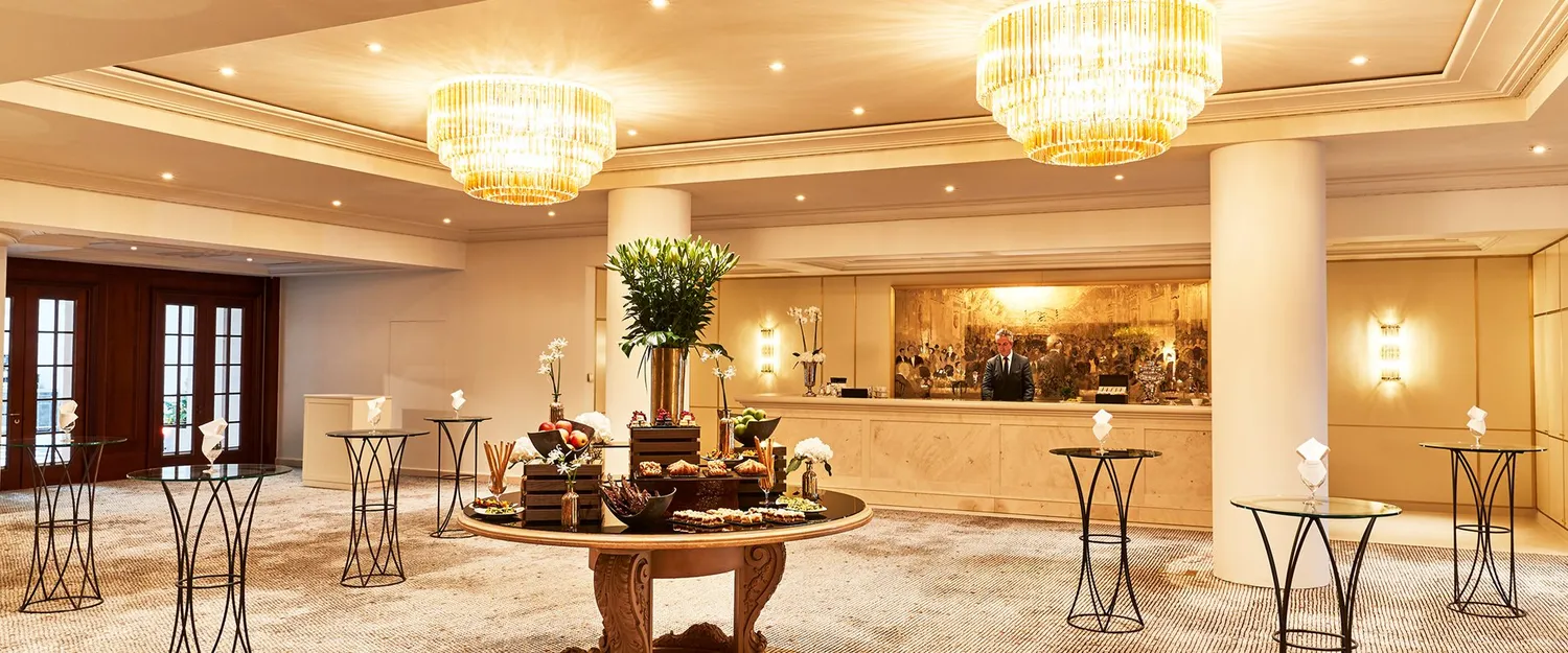 Adlon Lobby lounge Berlin