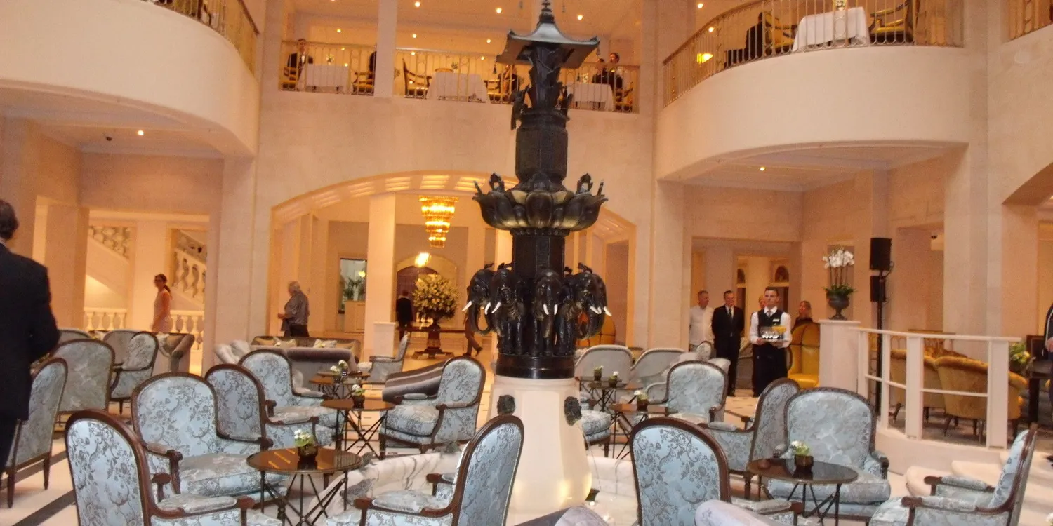 Adlon Lobby lounge Berlin