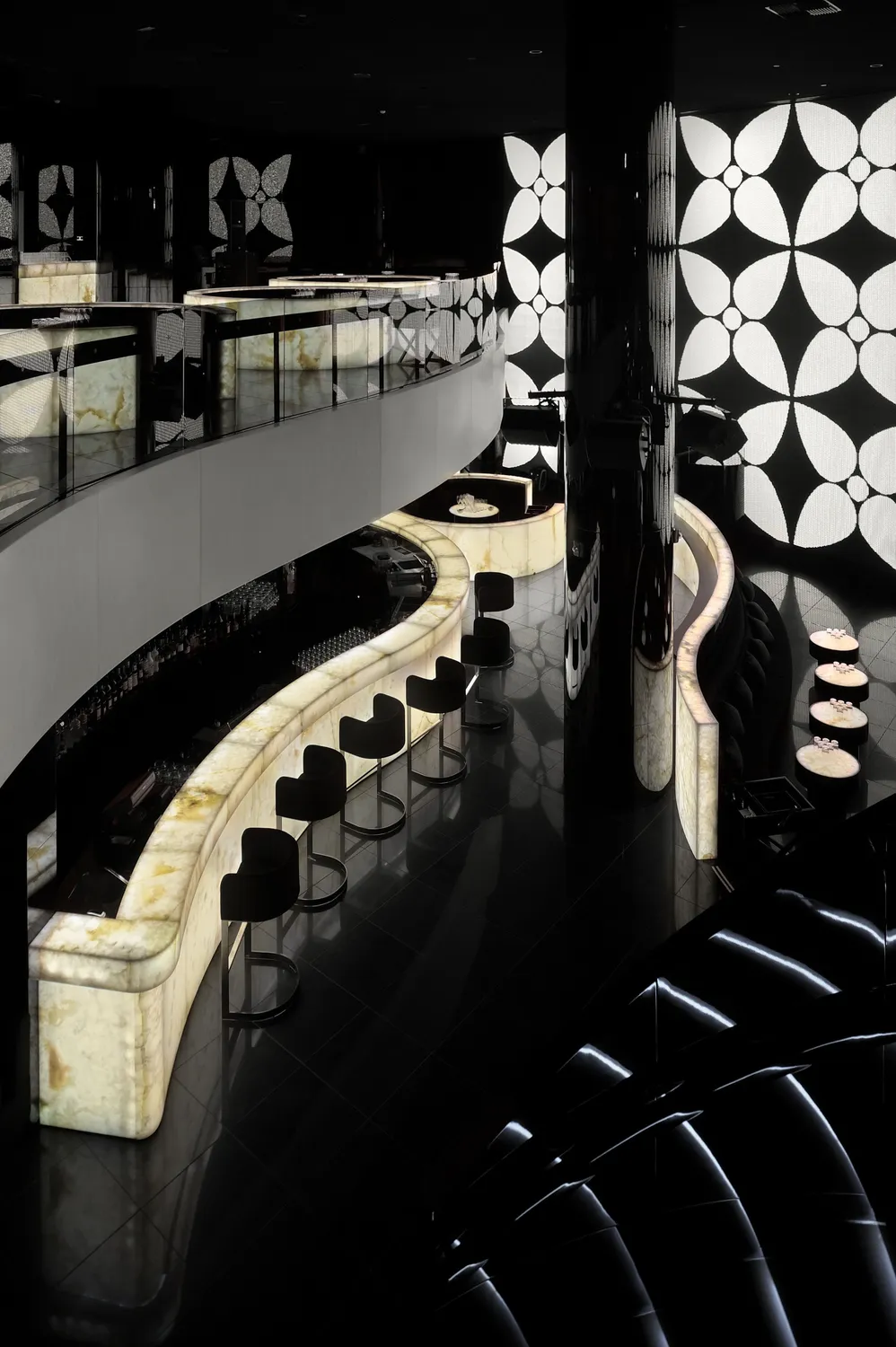 Armani Prive nightclub Dubaï