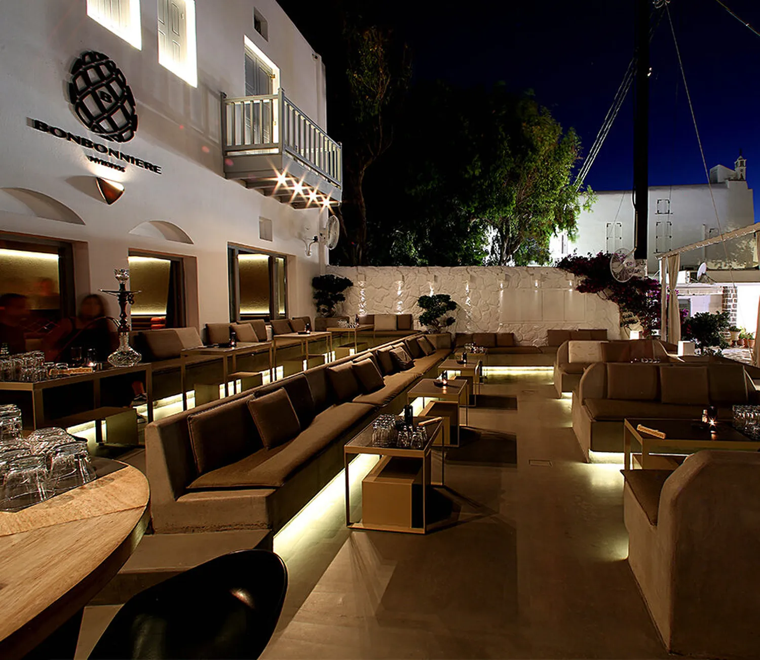 Bonbonniere nightclub Mykonos