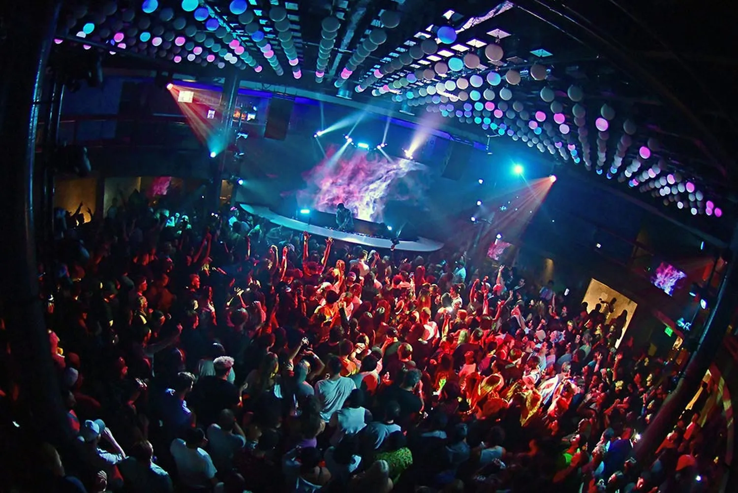 District nightclub Atlanta