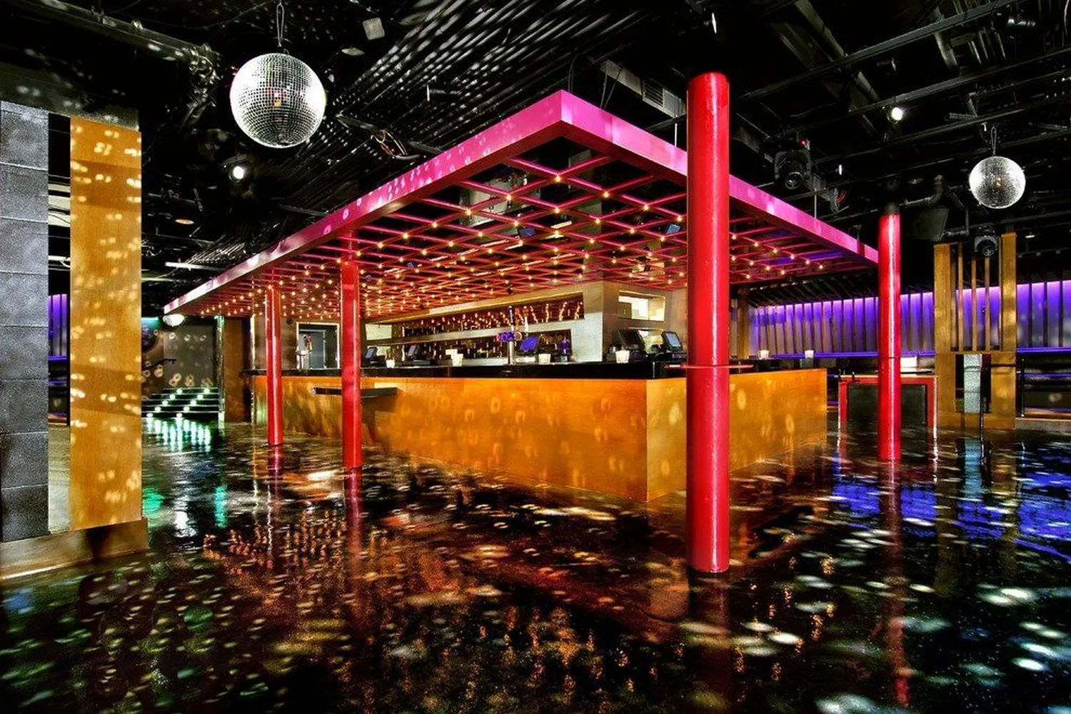 F6ix nightclub San Diego