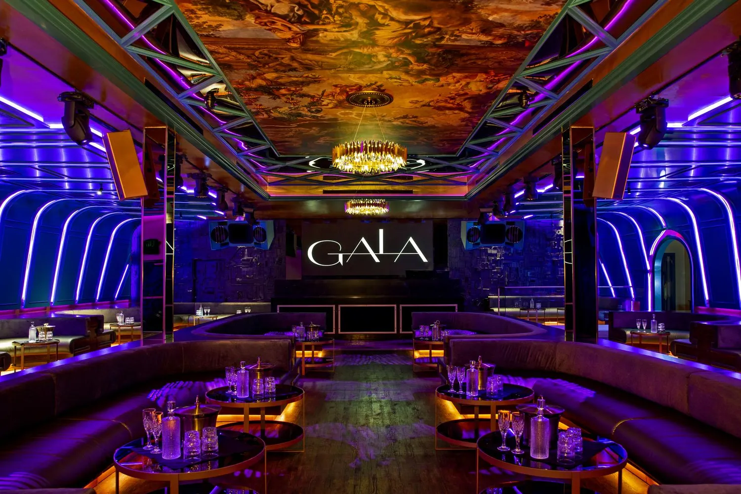 Gala lounge bar Miami Beach