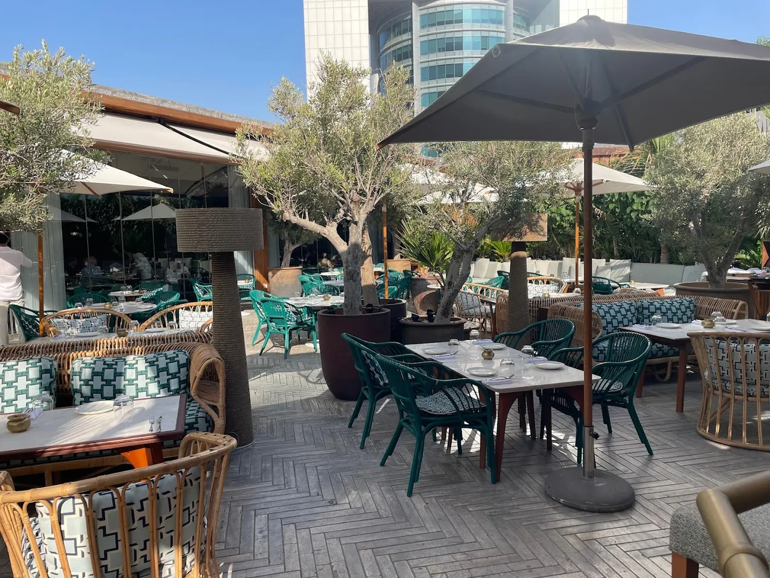 La Cantine du Faubourg restaurant Dubai