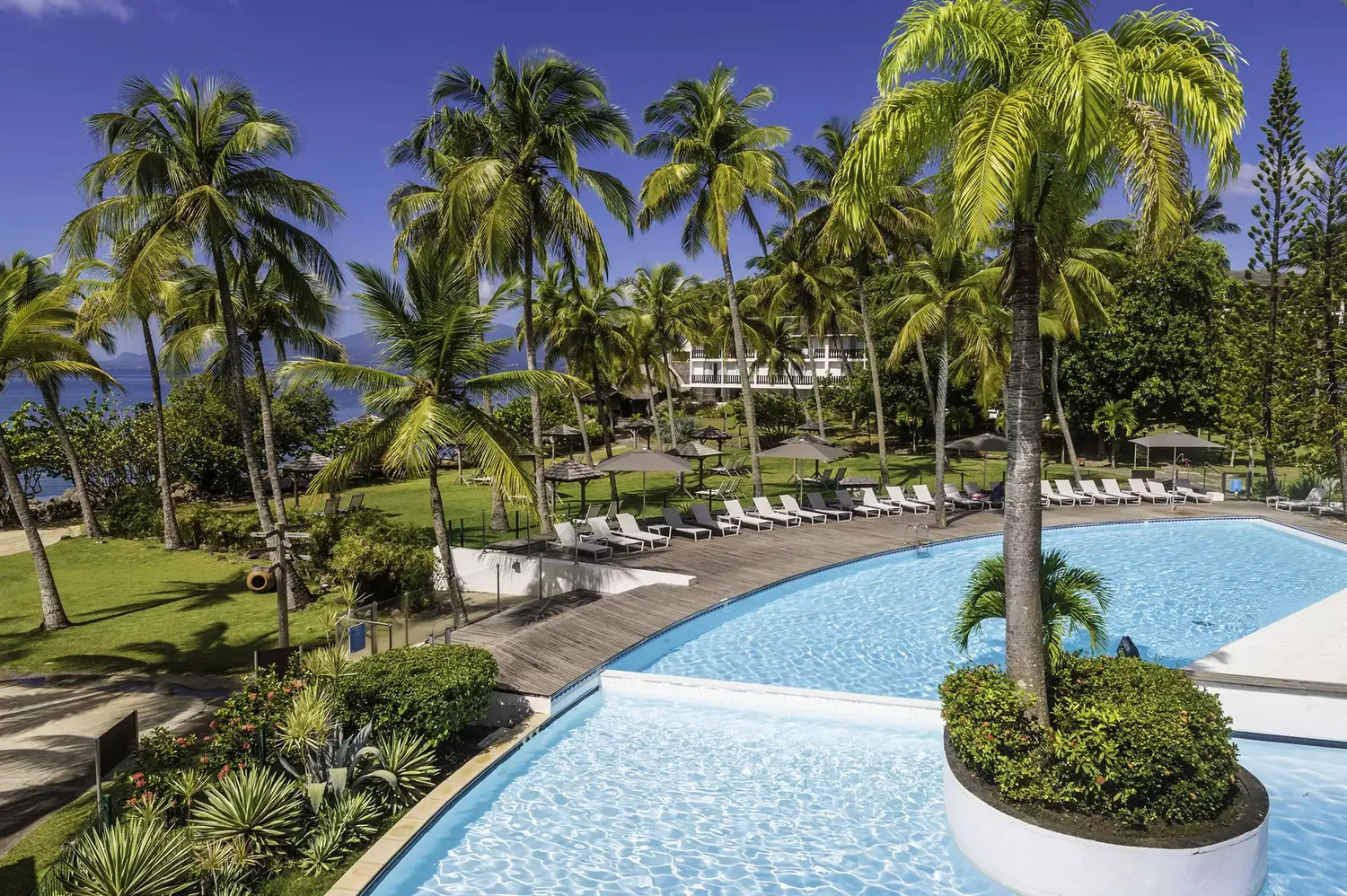 Plage de La Créole Guadeloupe Pool party