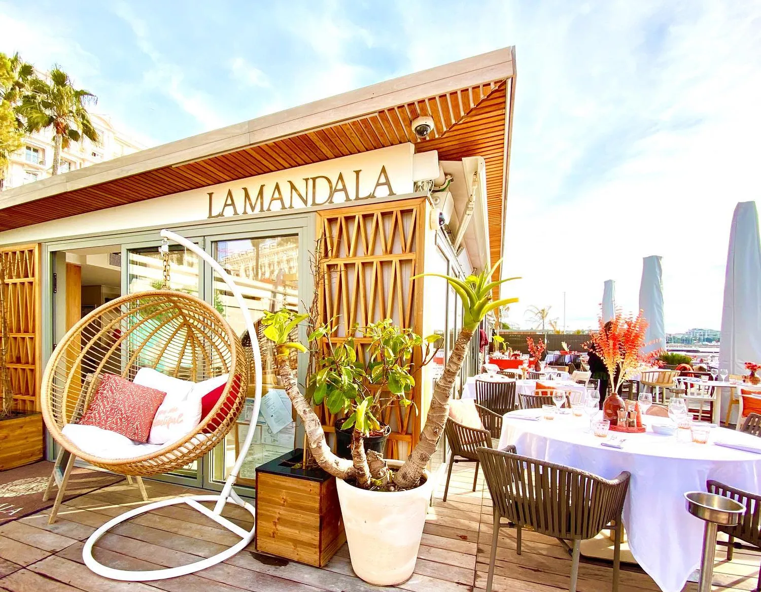 La Mandala beach restaurant Cannes