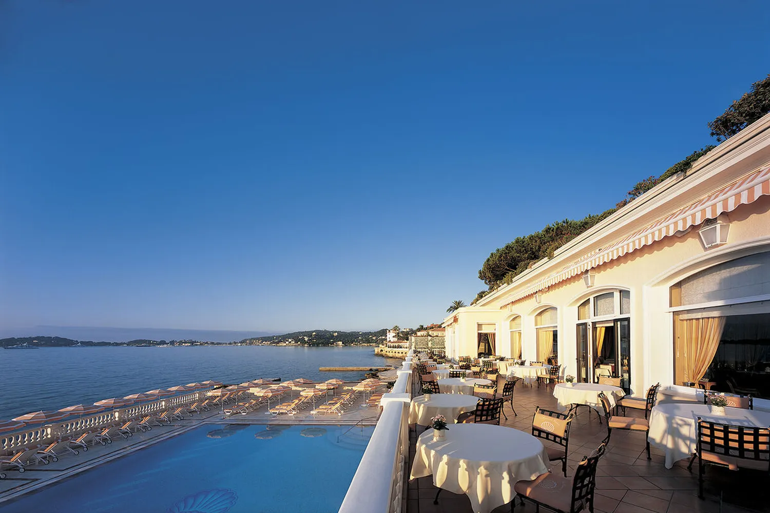 La Vague d&#039;Or restaurant Saint Tropez