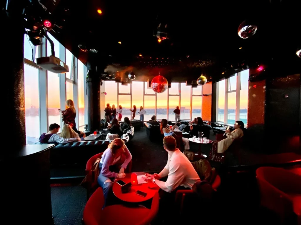 Reservation at LE BAIN rooftop NYC KEYS