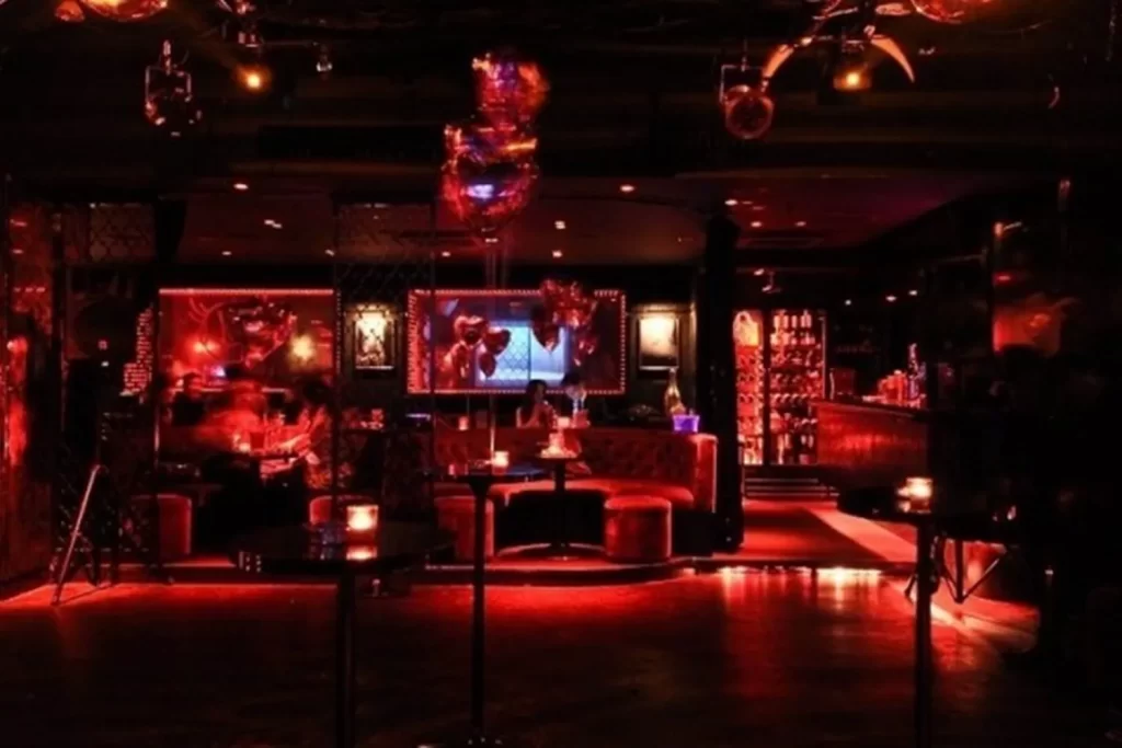 Reservation at LE BARON nightclub - Paris | KEYS