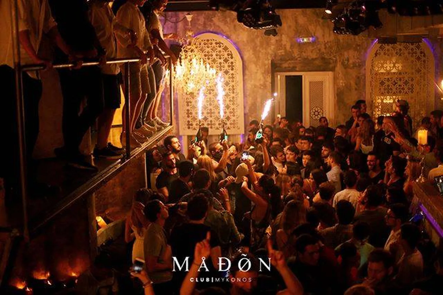 Madon nightclub Mykonos