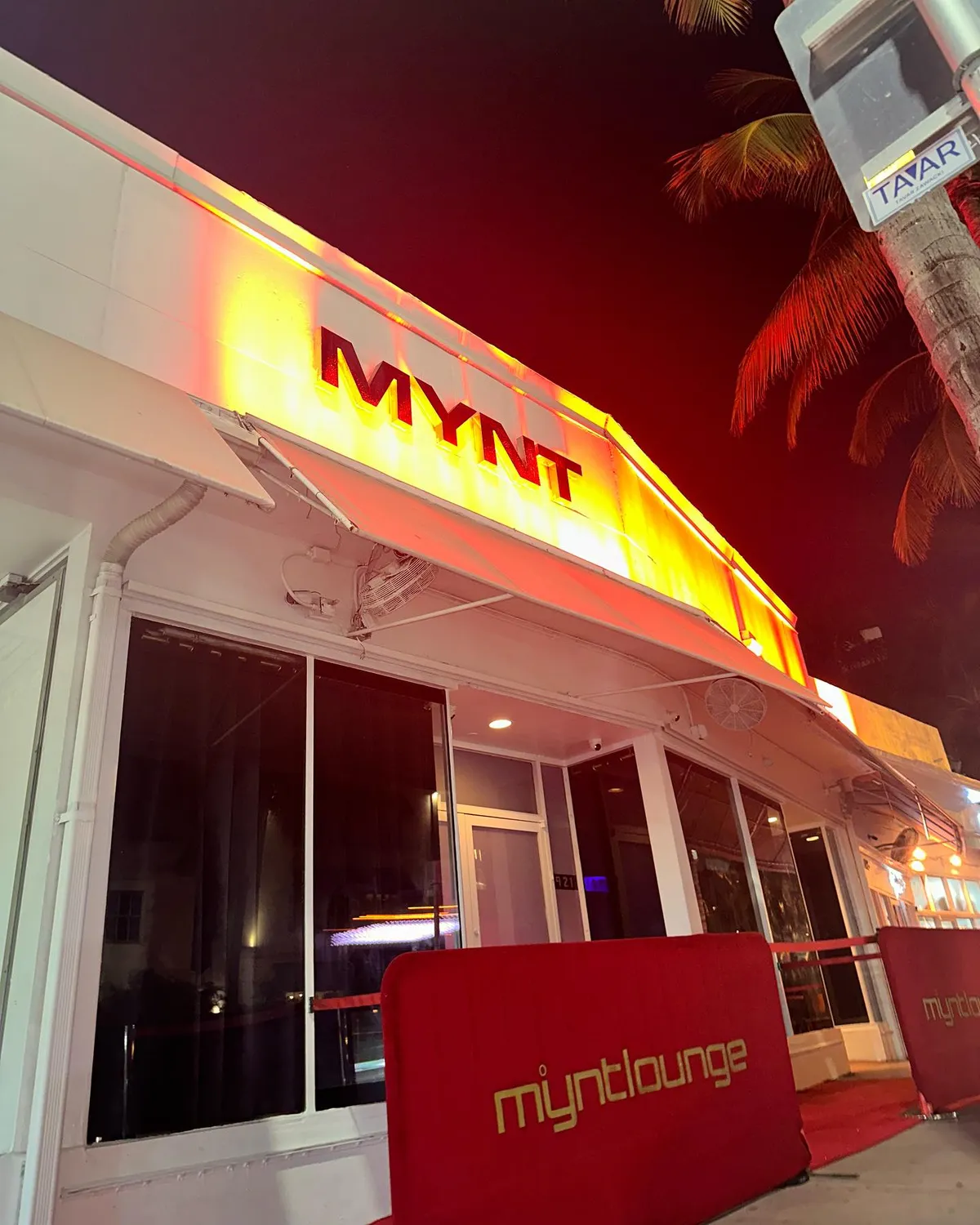 Mynt lounge Miami beach