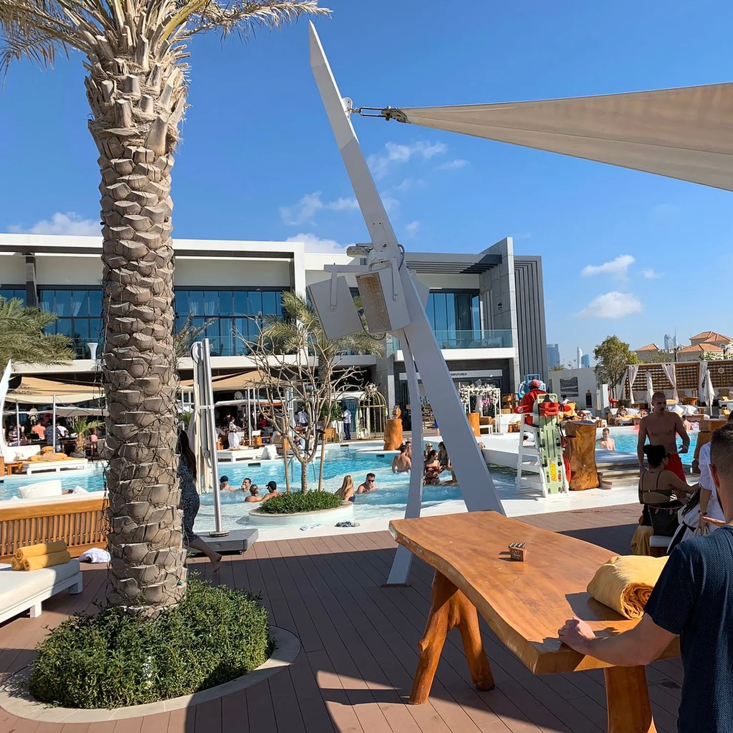 Nikki Beach restaurant Dubaï