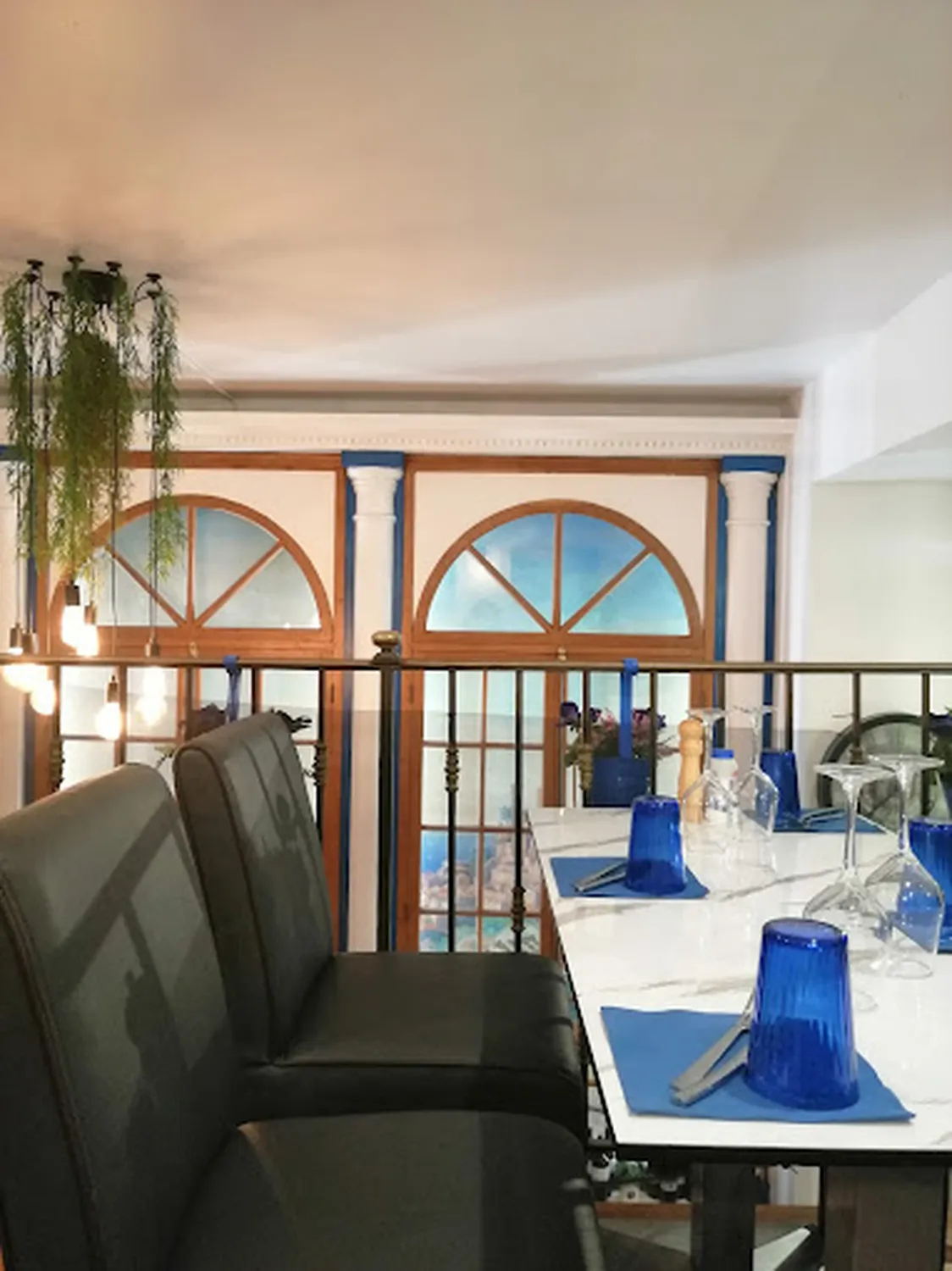 Parthenopi restaurant Cannes