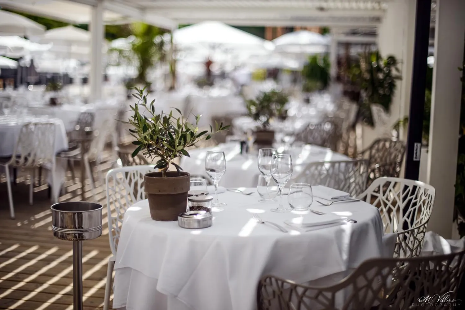 Plage Keller restaurant Cannes