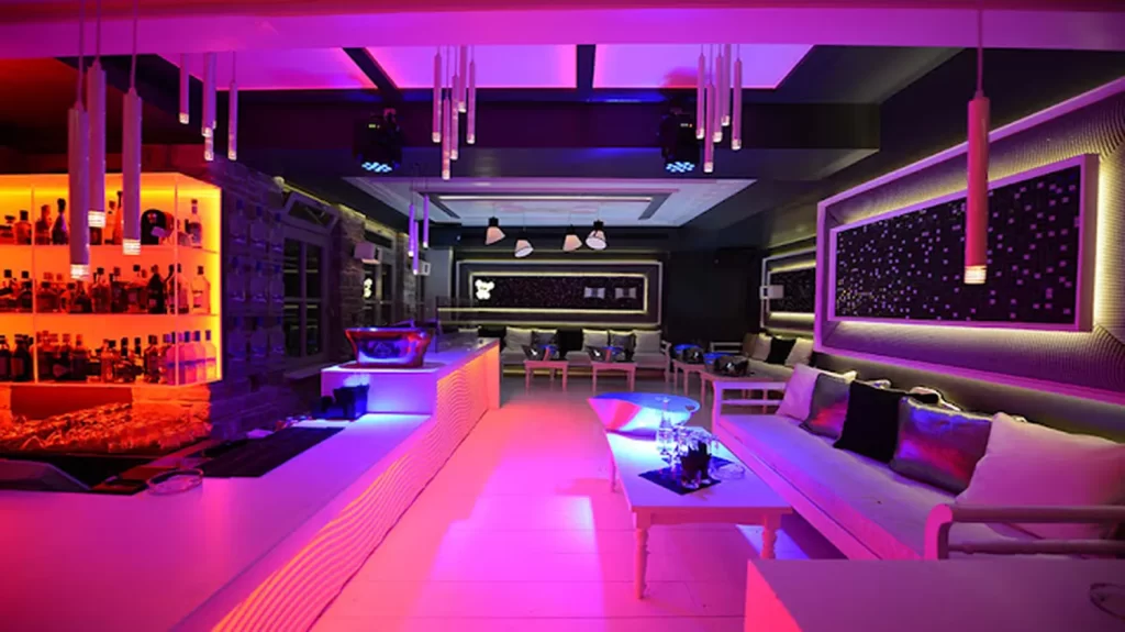Toyroom nightclub Mykonos