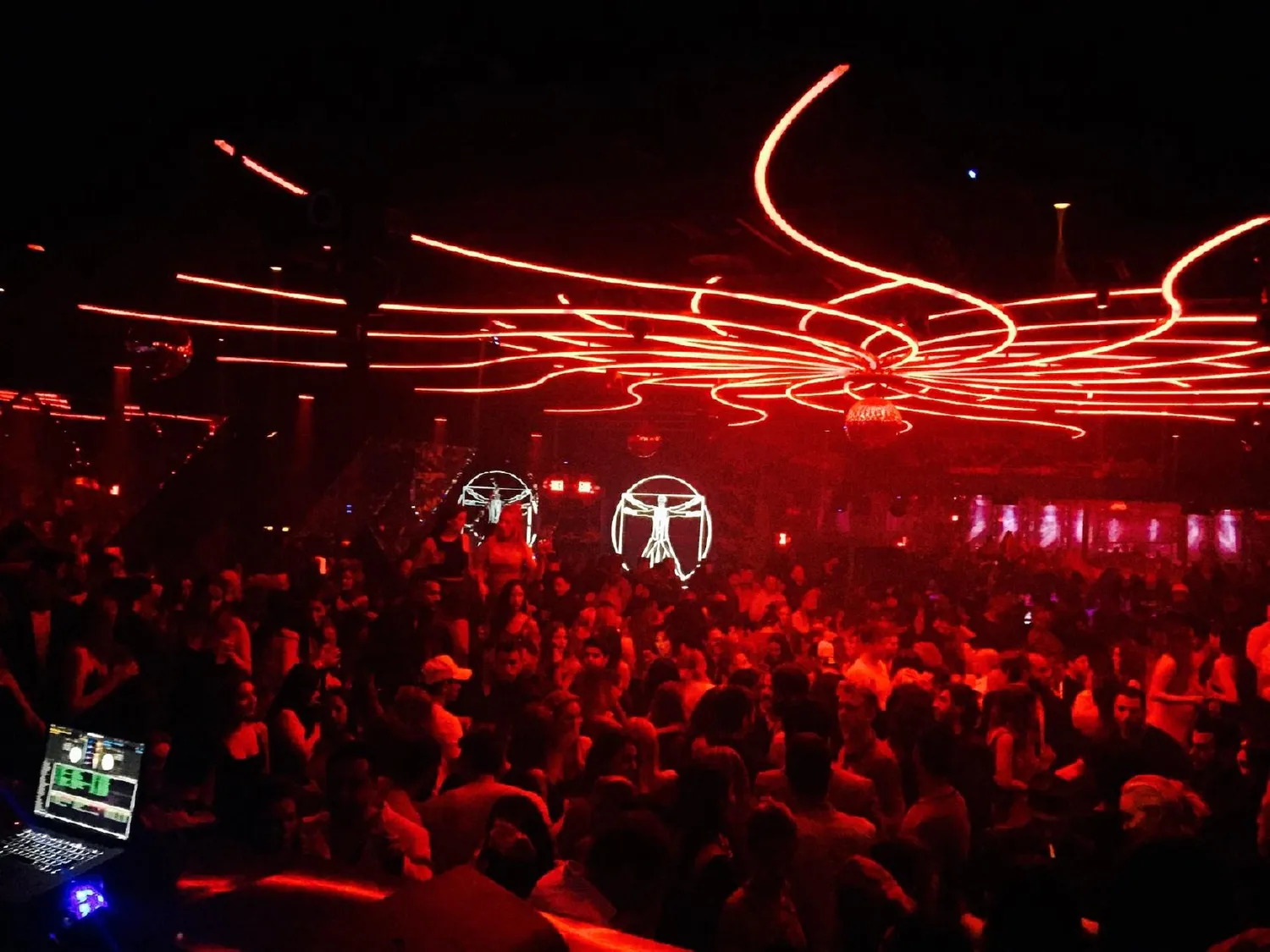 Vendôme nightclub Miami beach