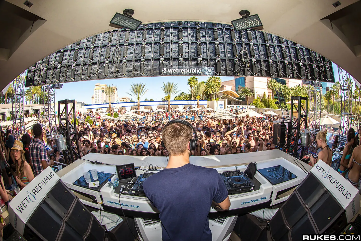 Wet Republic ultra pool pool party Las Vegas