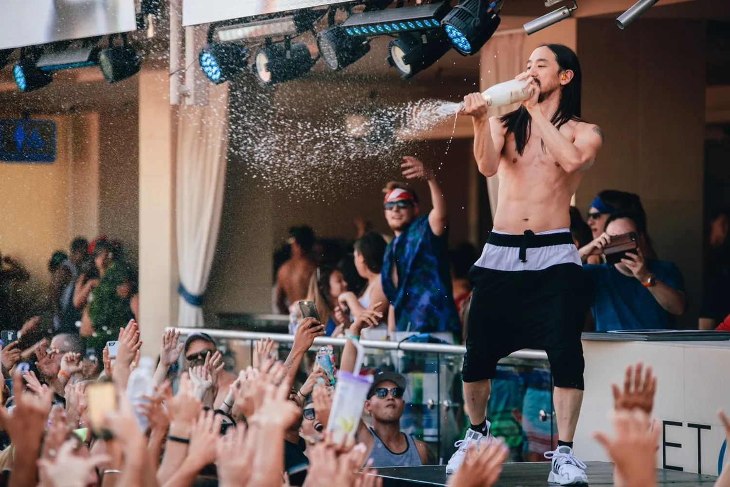 Wet Republic ultra pool pool party Las Vegas