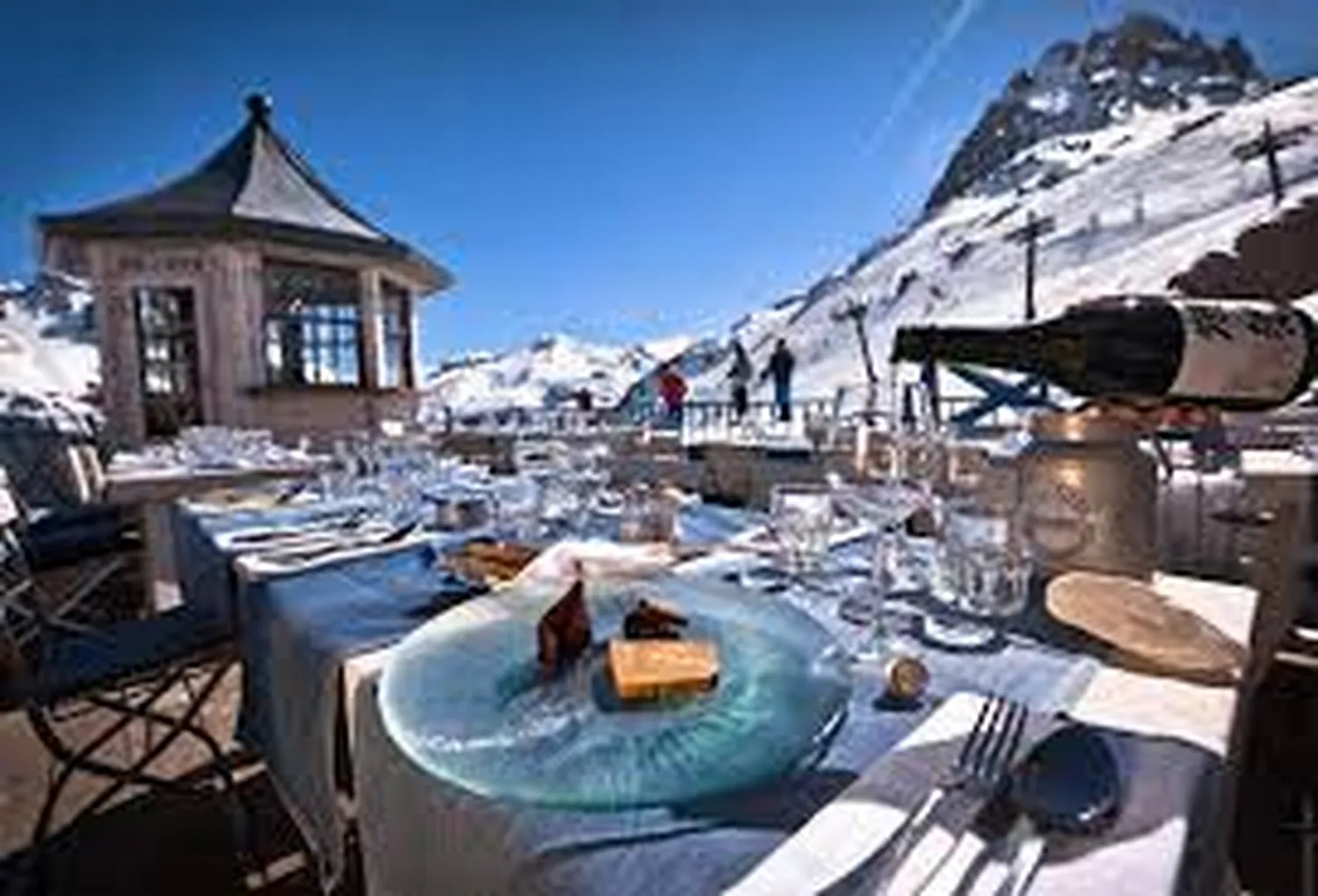 La Peau de Vache restaurant Val d&#039;Isère