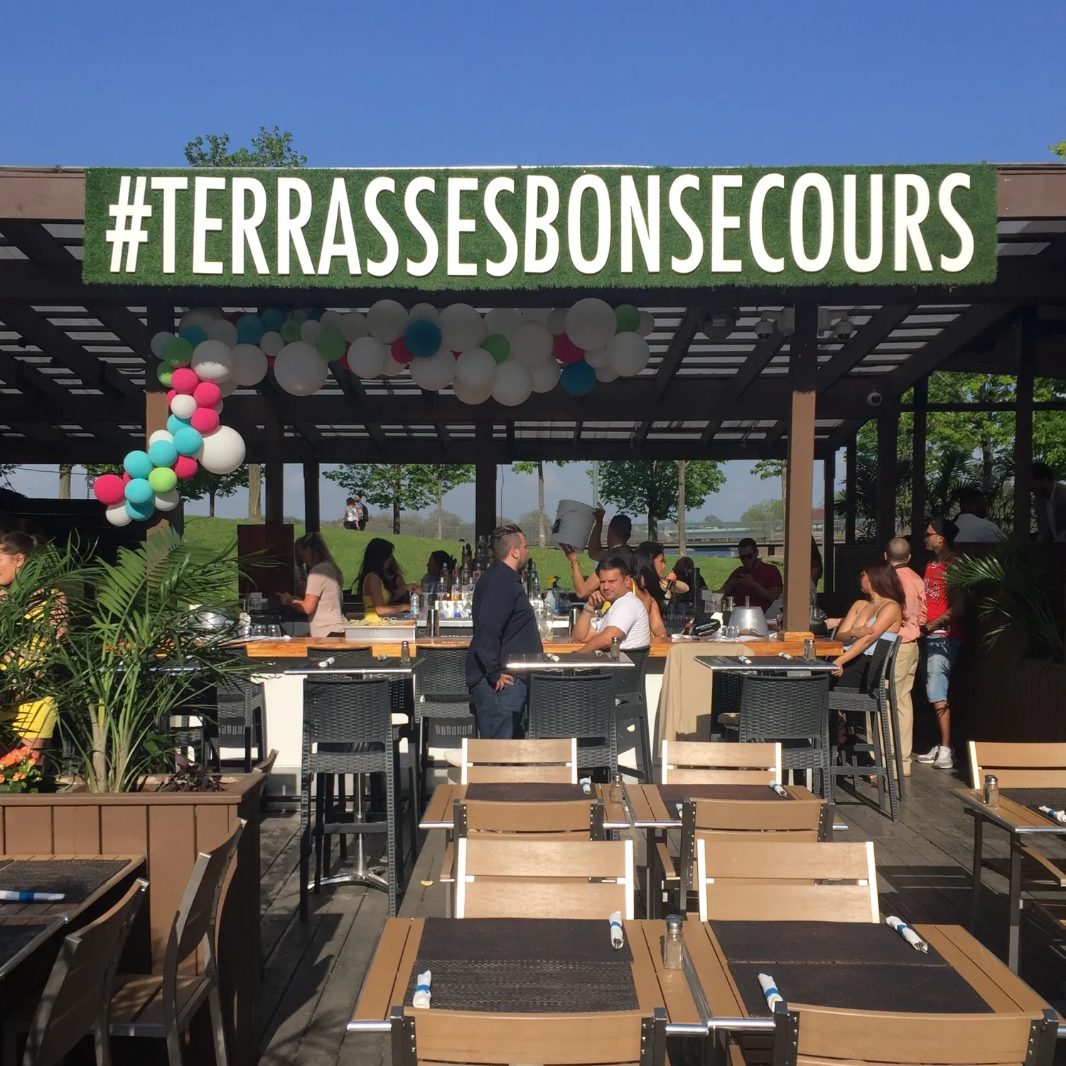 Terrasses Bonsecours restaurant Montréal