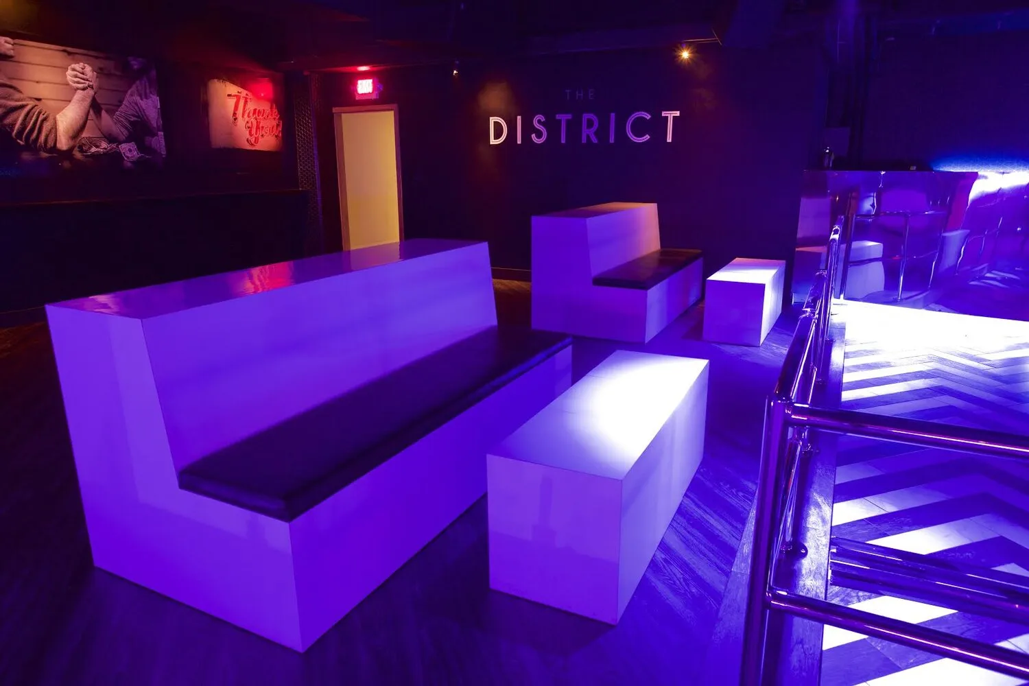 The District nightclub Hawaii