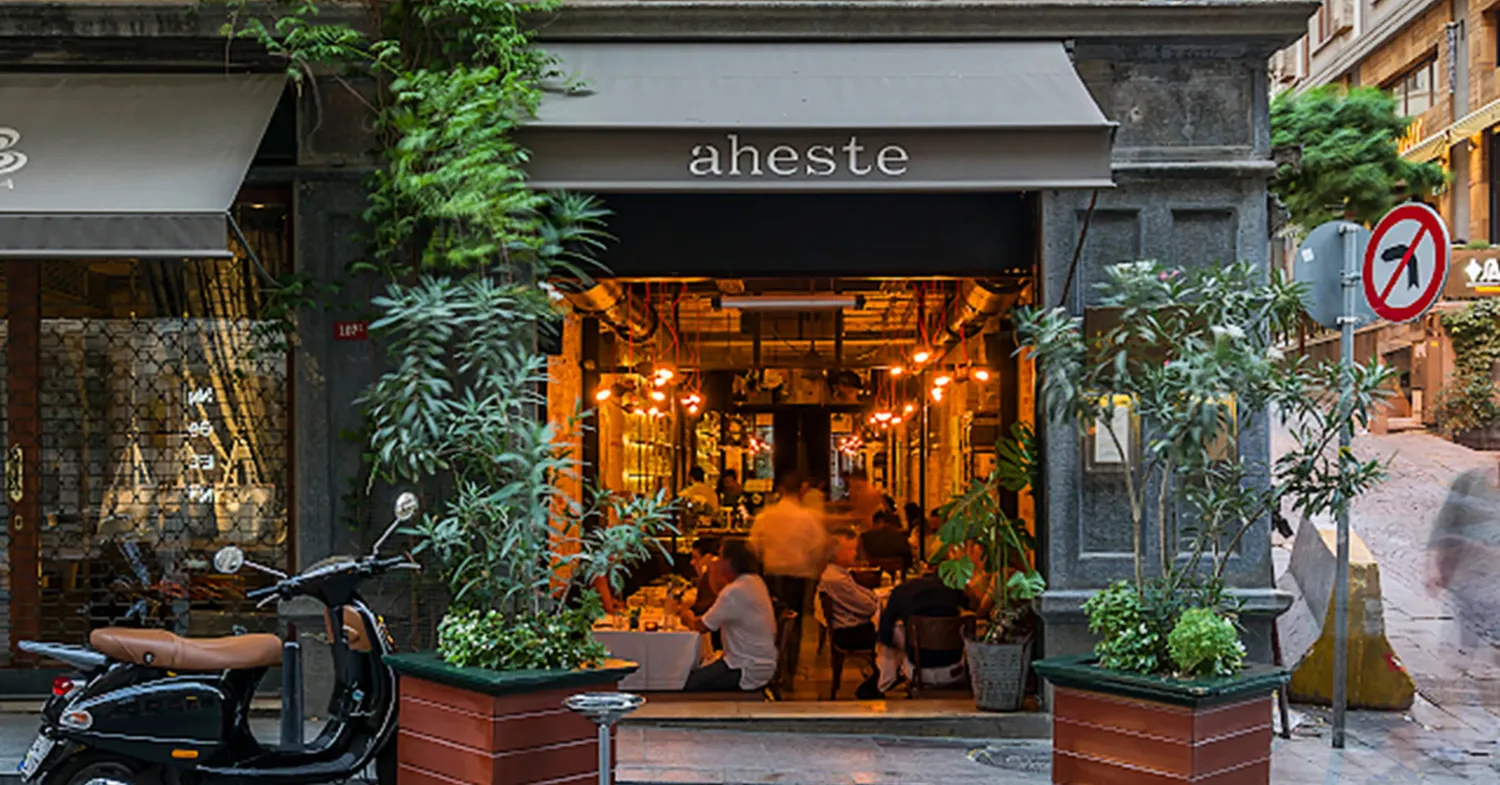 Aheste restaurant Istanbul