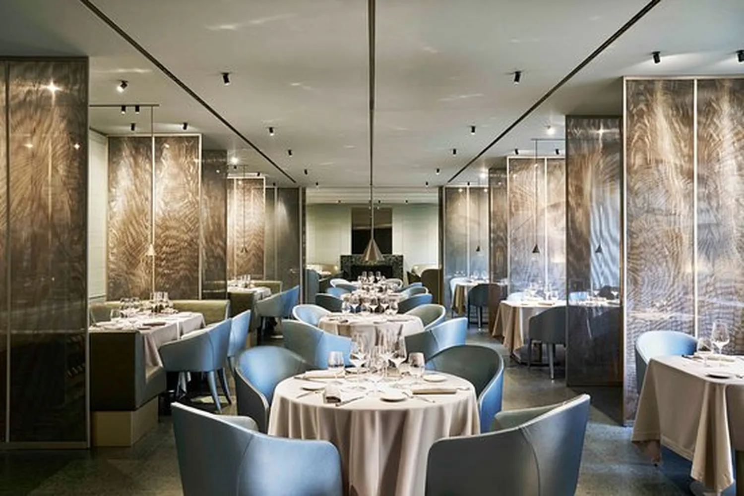 Armani restaurant Milano