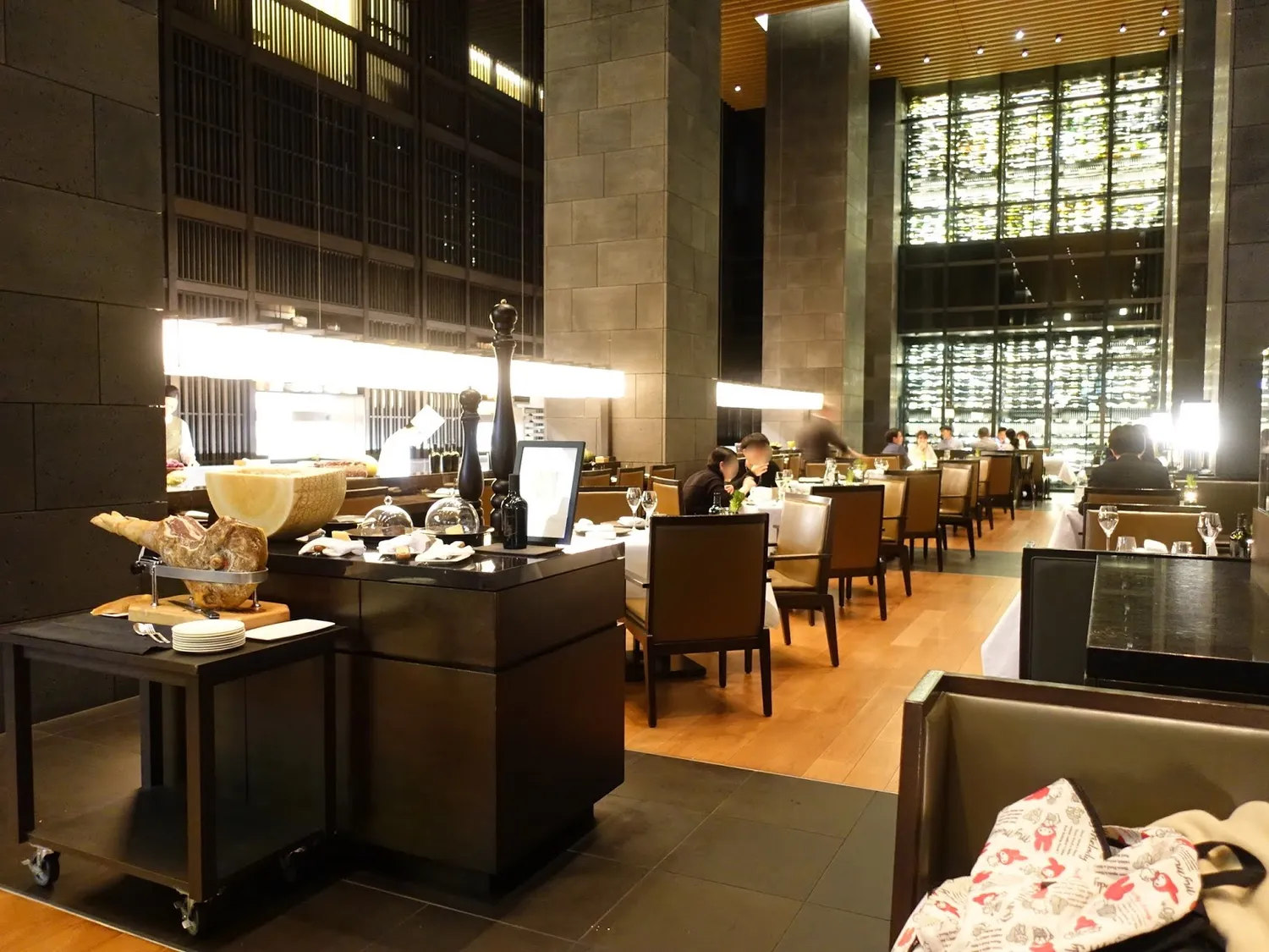 Arva restaurant Tokyo