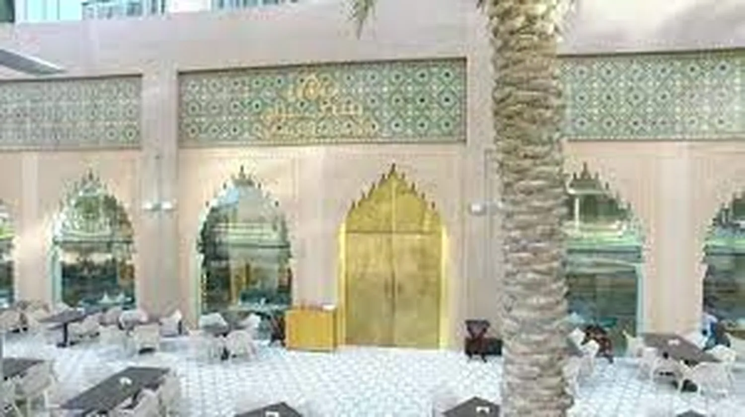 Bab Al Mansour restaurant Dubaï