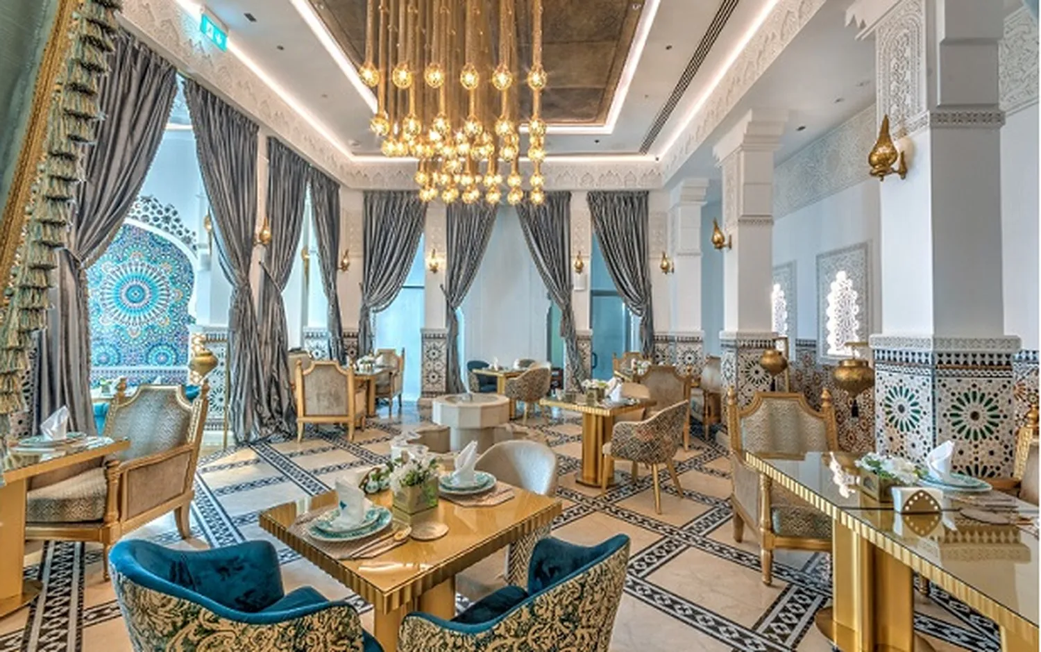 Bab Al Mansour restaurant Dubaï