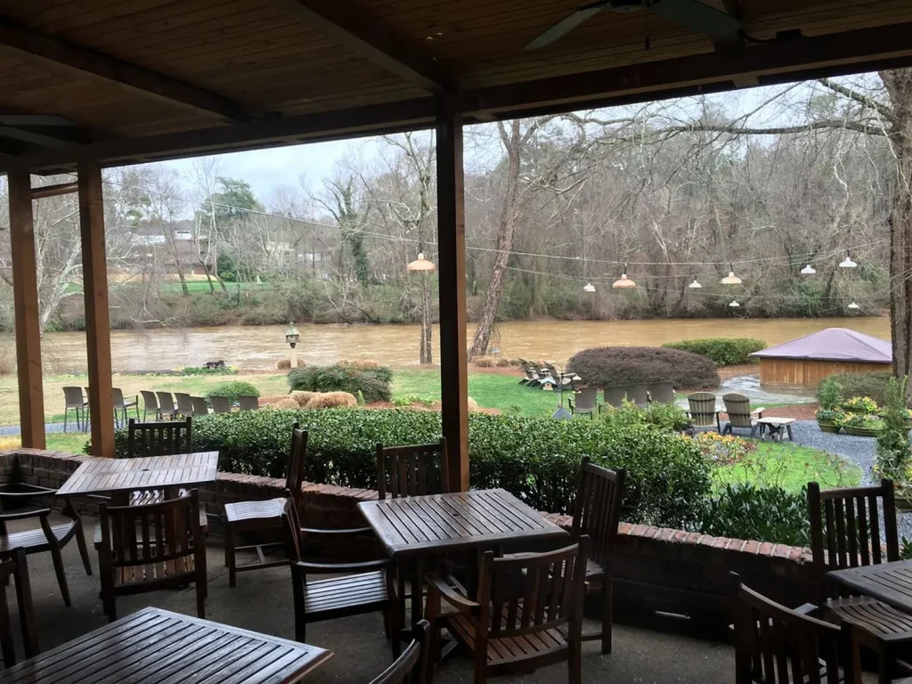Reservation at CANOE restaurant Atlanta KEYS