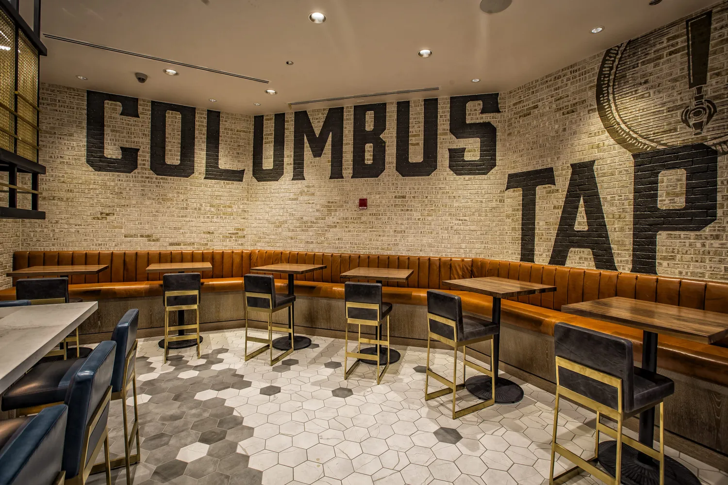 Columbus Tap restaurant Chicago