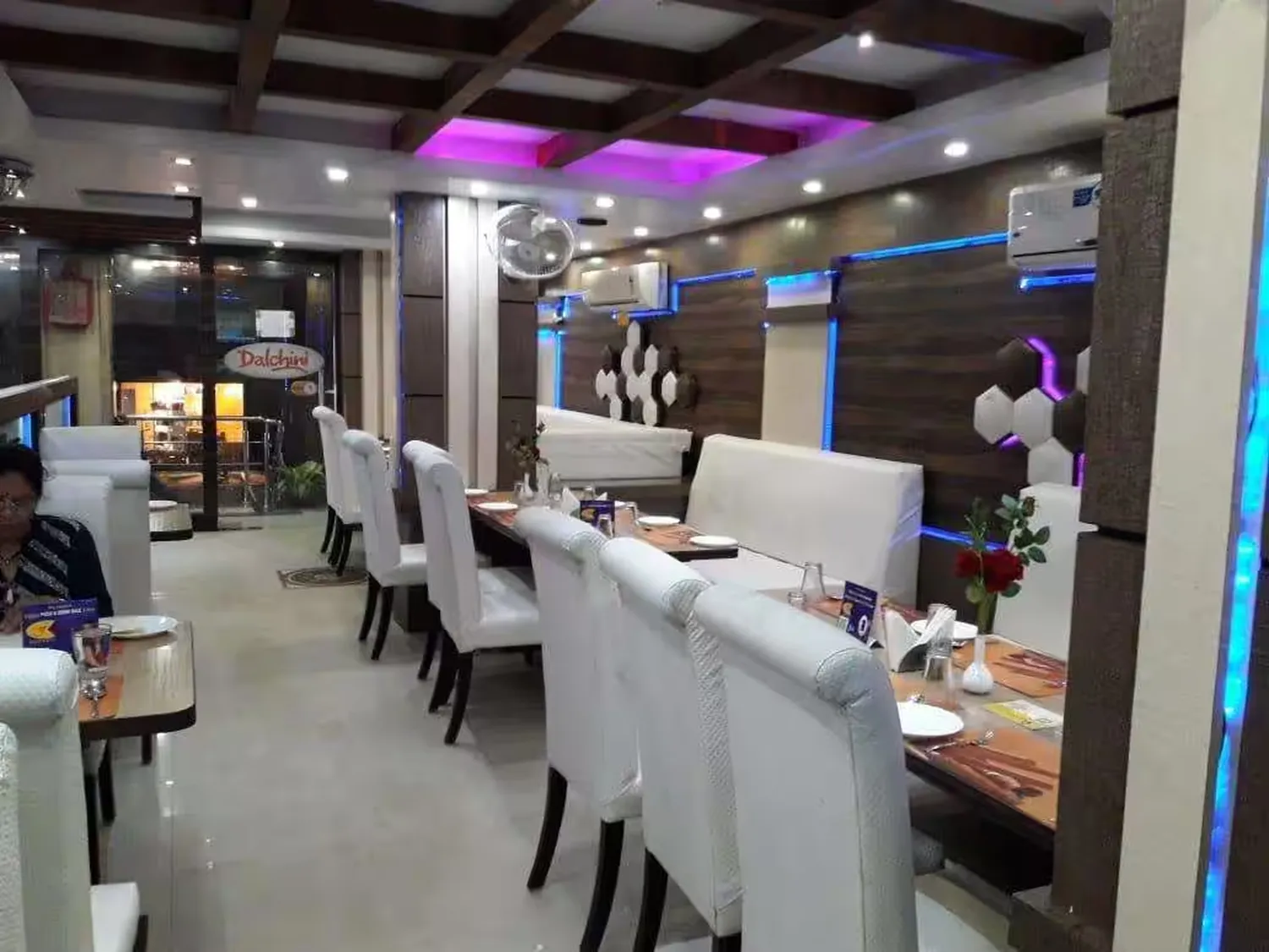 Dalchini restaurant Doha