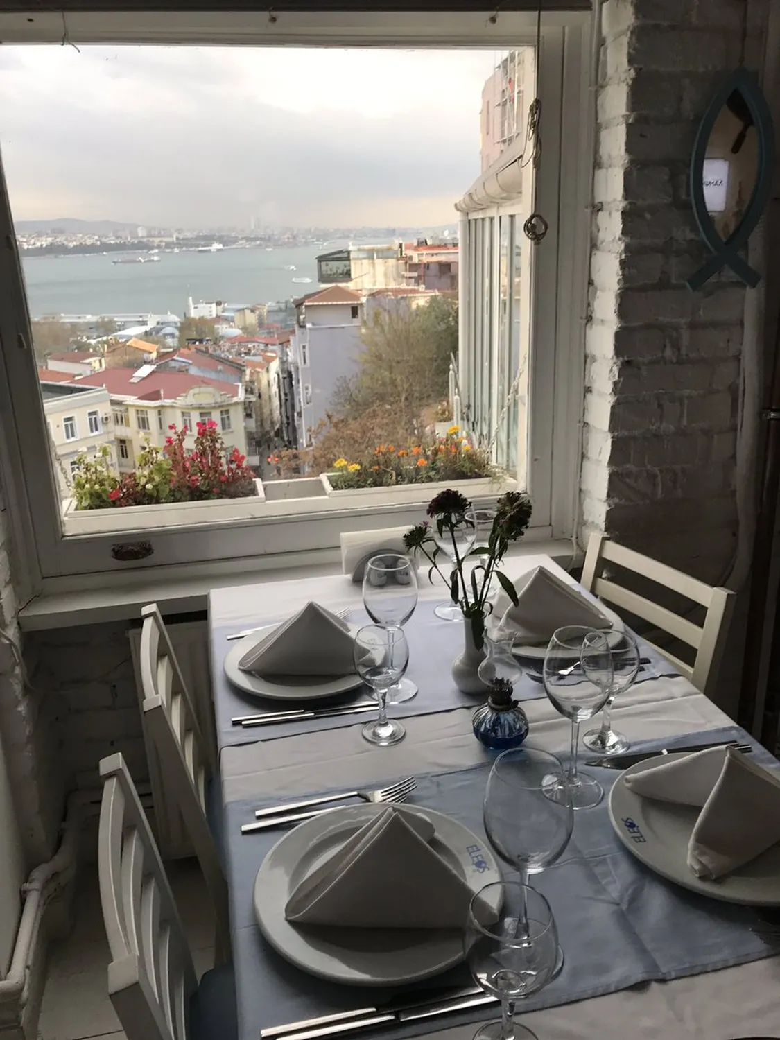 Eleos restaurant Istanbul