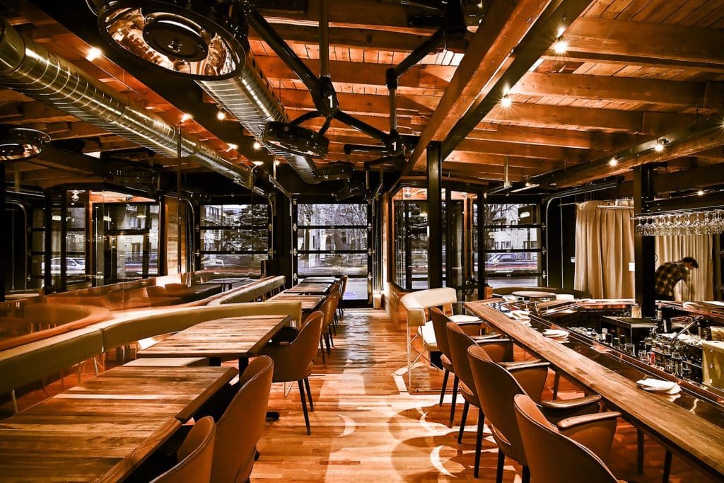 Reservation at Grinder restaurant Montréal The World Keys