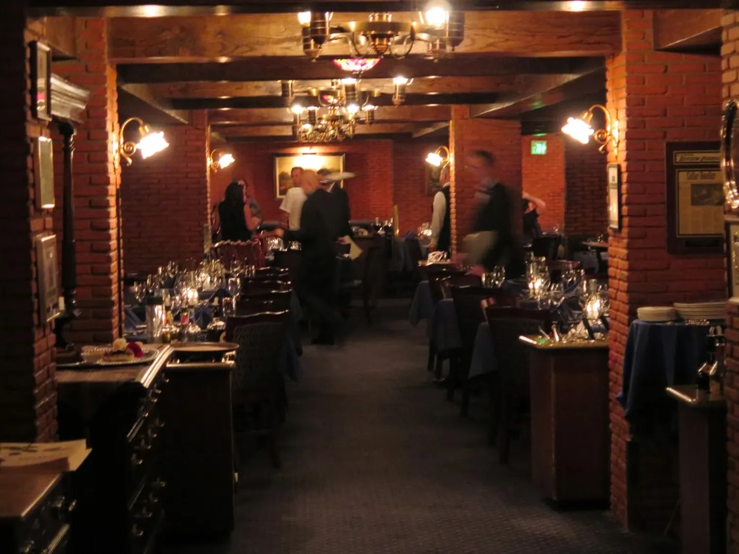 Hugo's Cellar restaurant Las Vegas