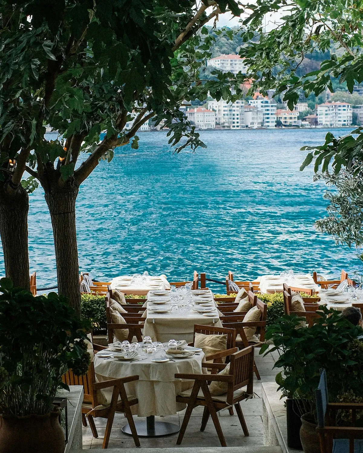 Lacivert restaurant Istanbul