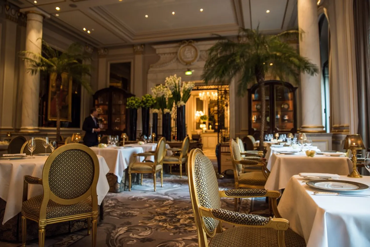 Le Cinq restaurant Paris