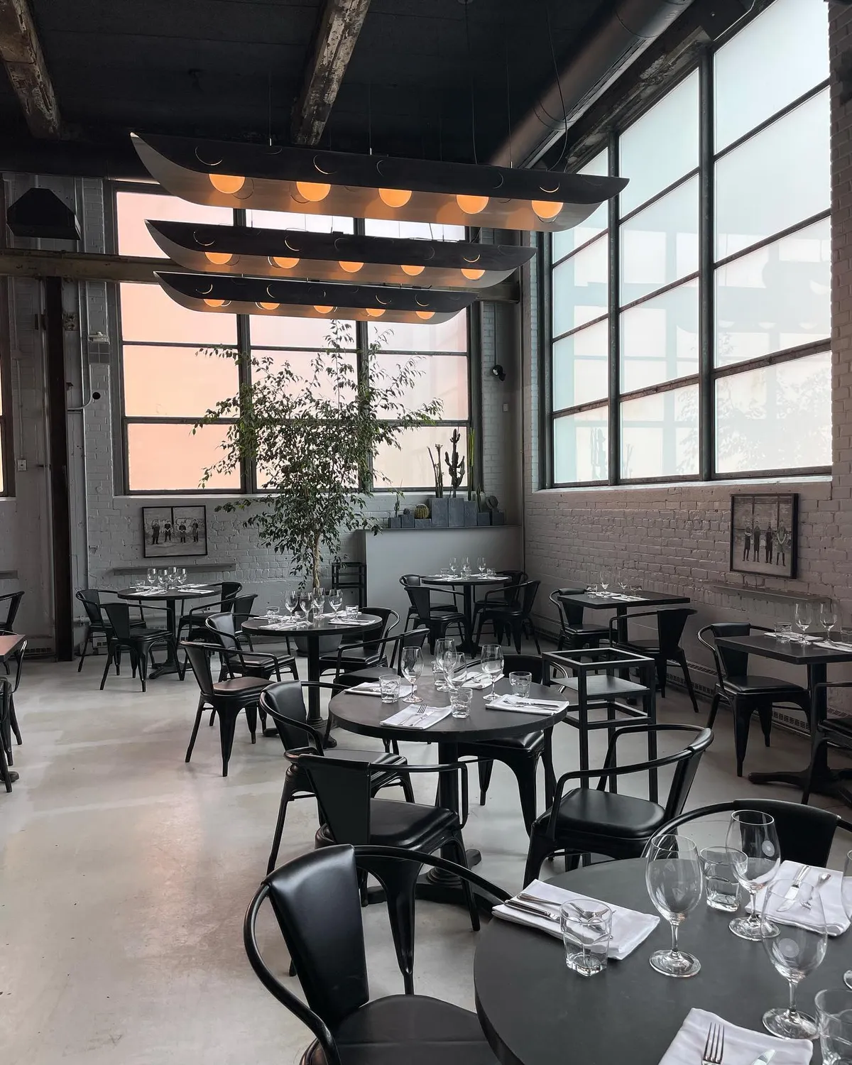 Le Serpent restaurant Montreal
