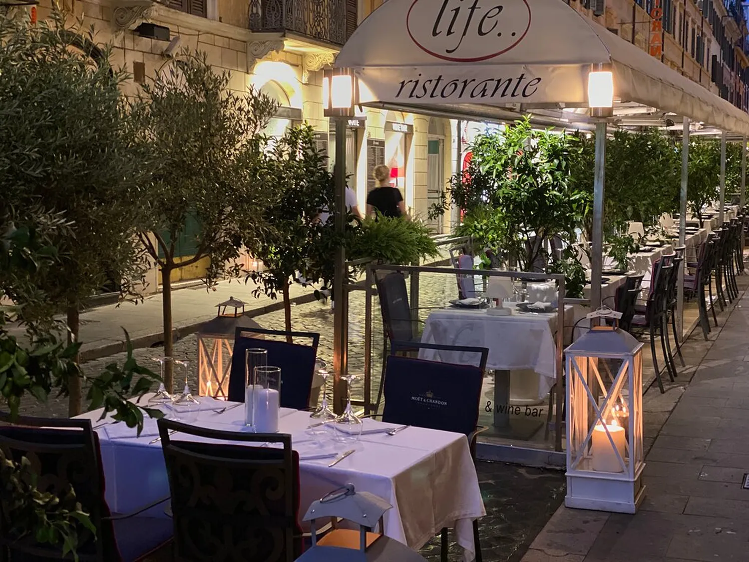 Life restaurant Rome