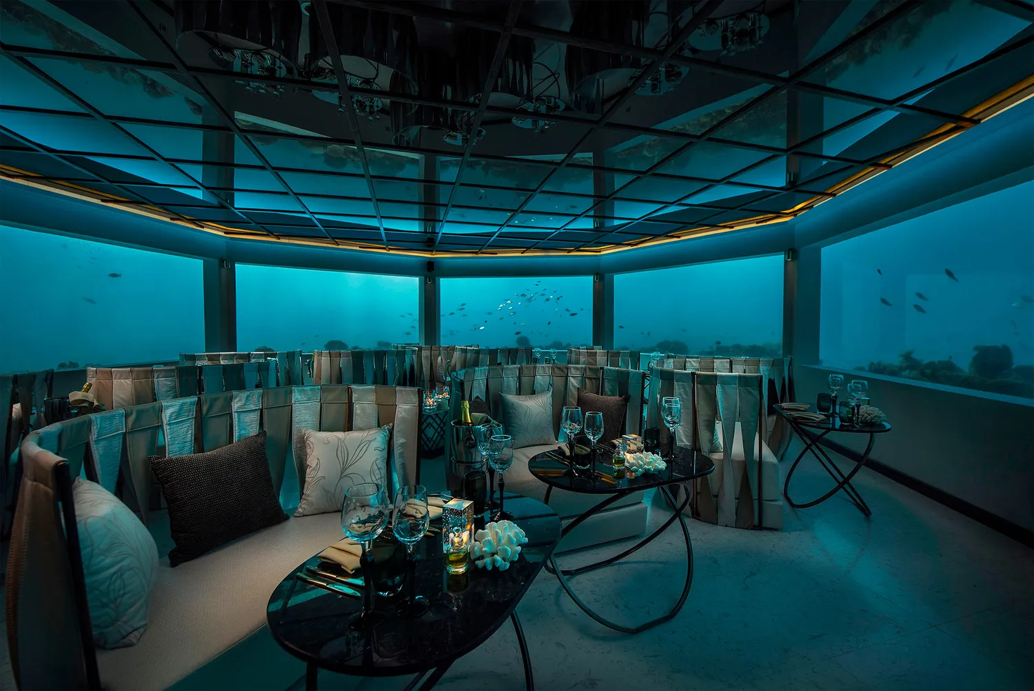 M6m restaurant Maldives