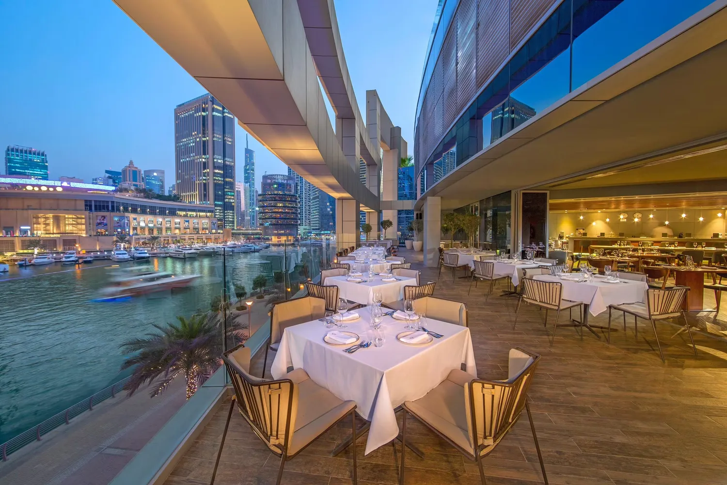 Marina Social restaurant Dubaï