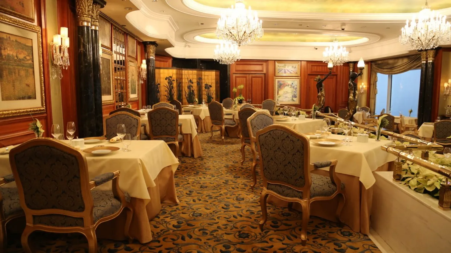 Petrus restaurant Hong Kong