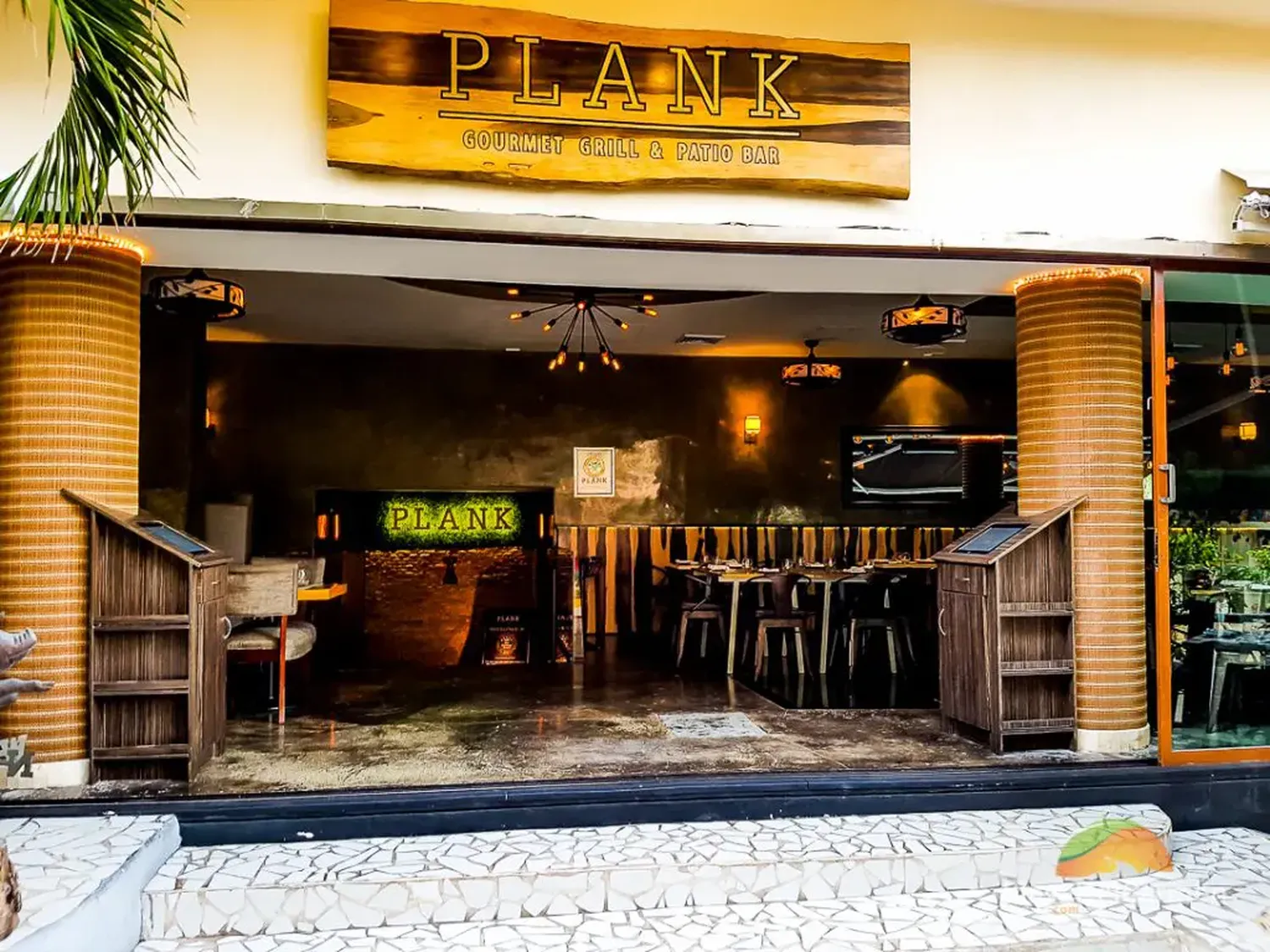 Plank restaurant Playa del carmen