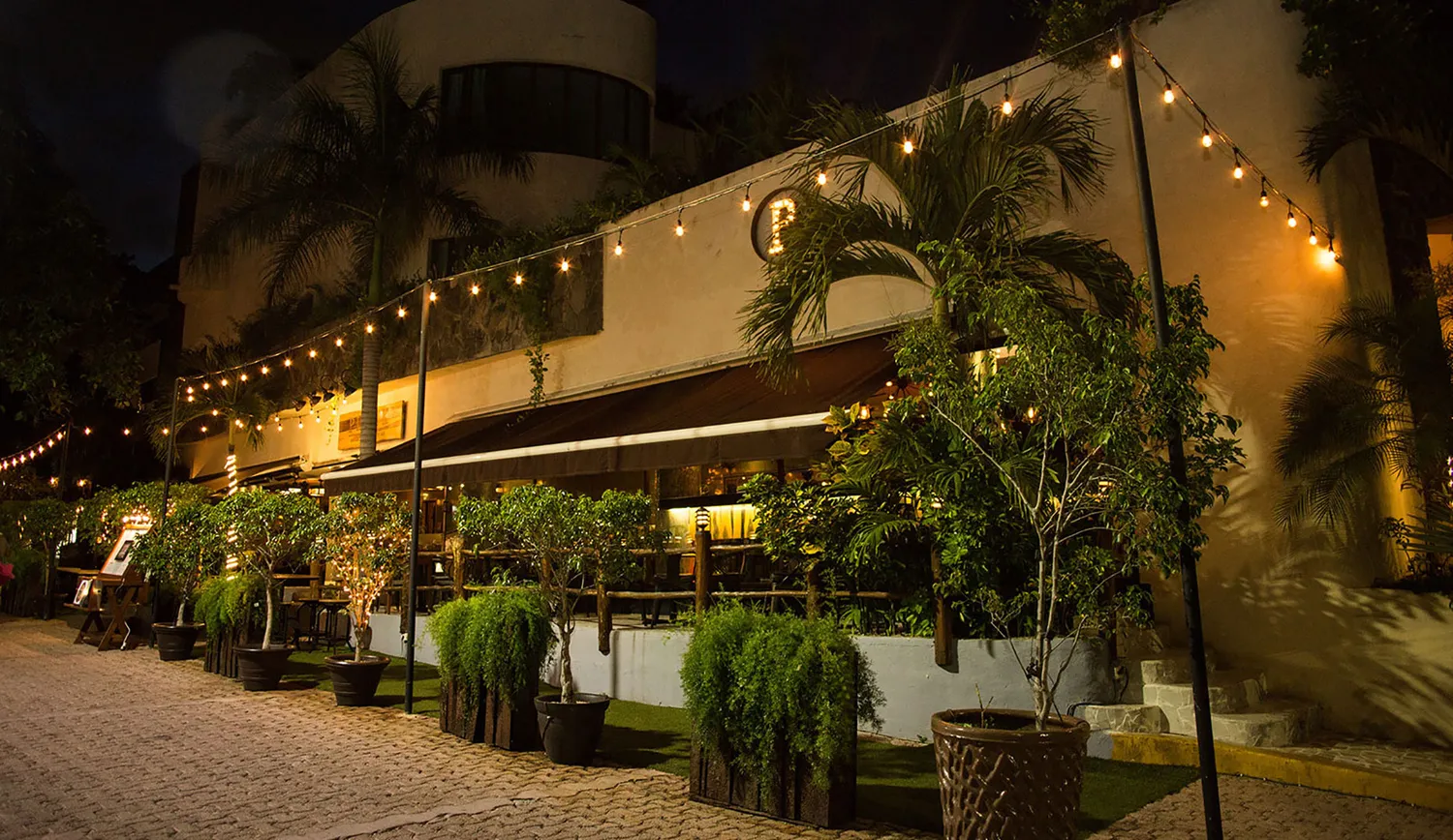 Plank restaurant Playa del carmen