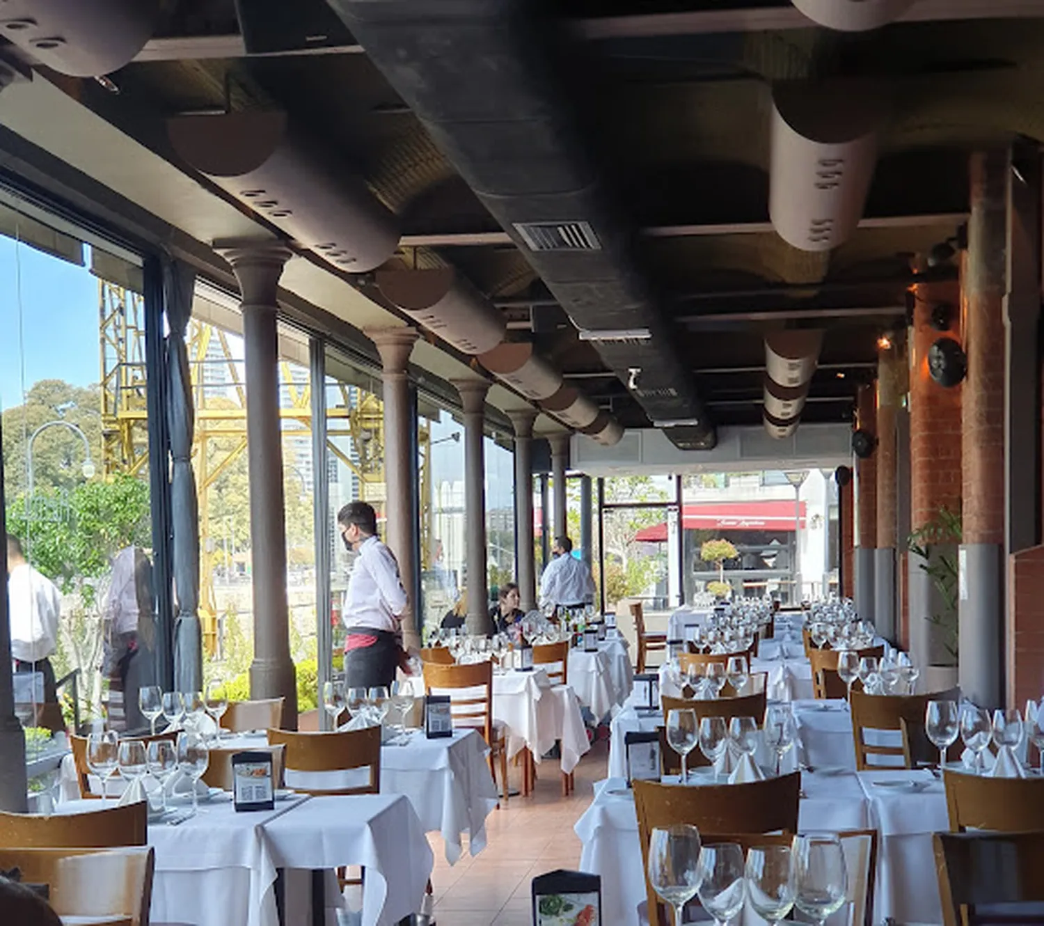 Puerto Cristal restaurant Buenos aires