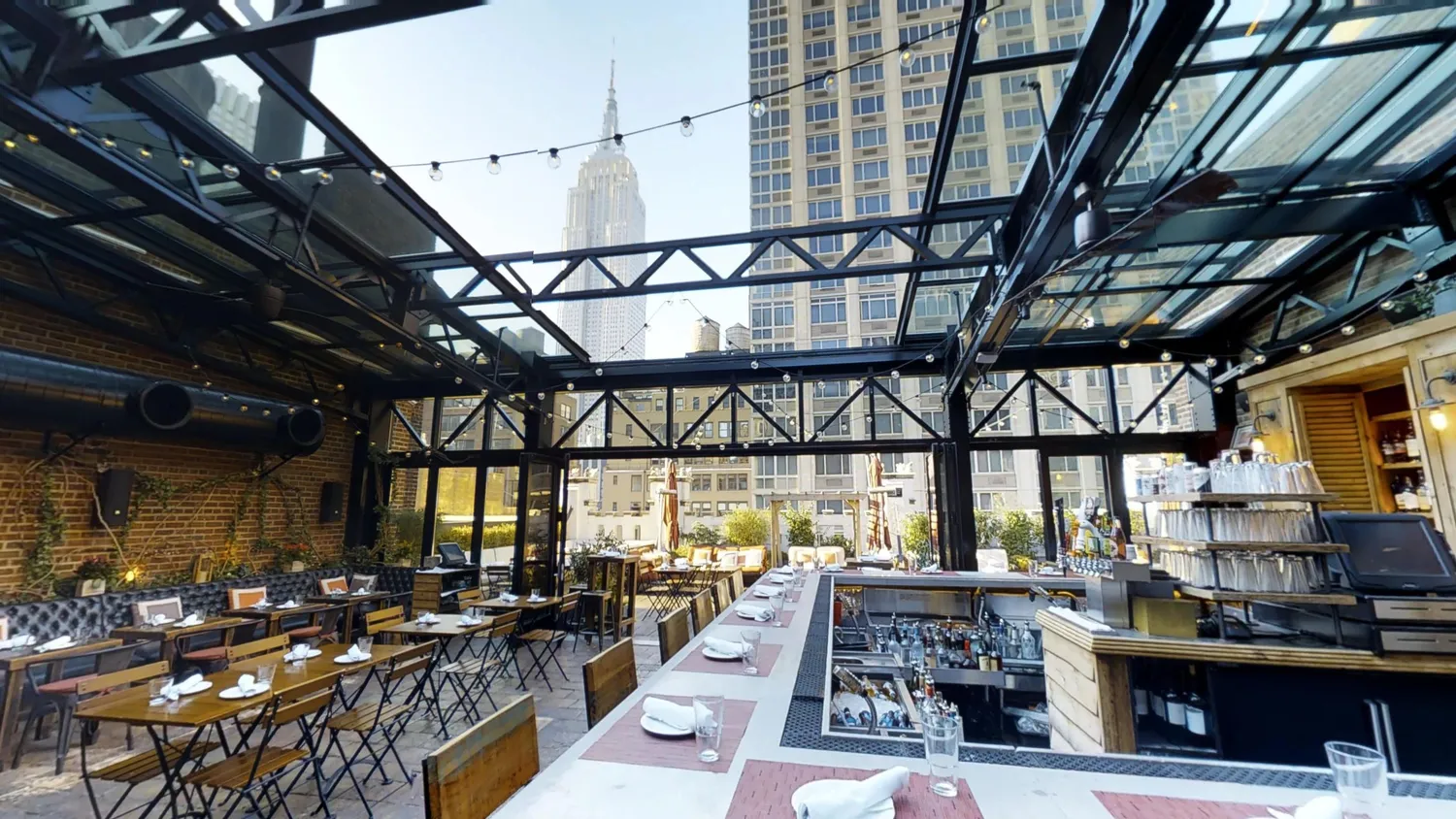 Refinery restaurant Rooftop NYC