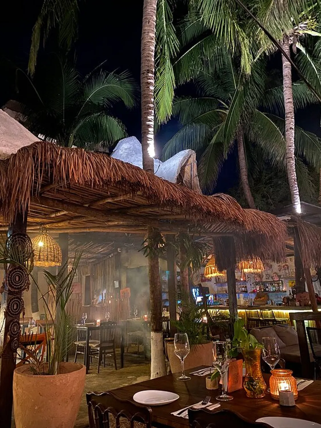 Santo Mercado restaurant bar pub Tulum