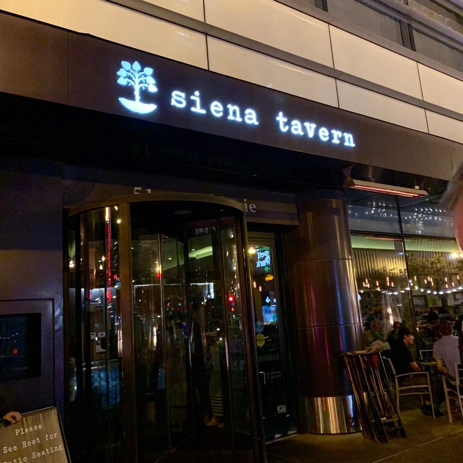 Siena Tavern restaurant Chicago